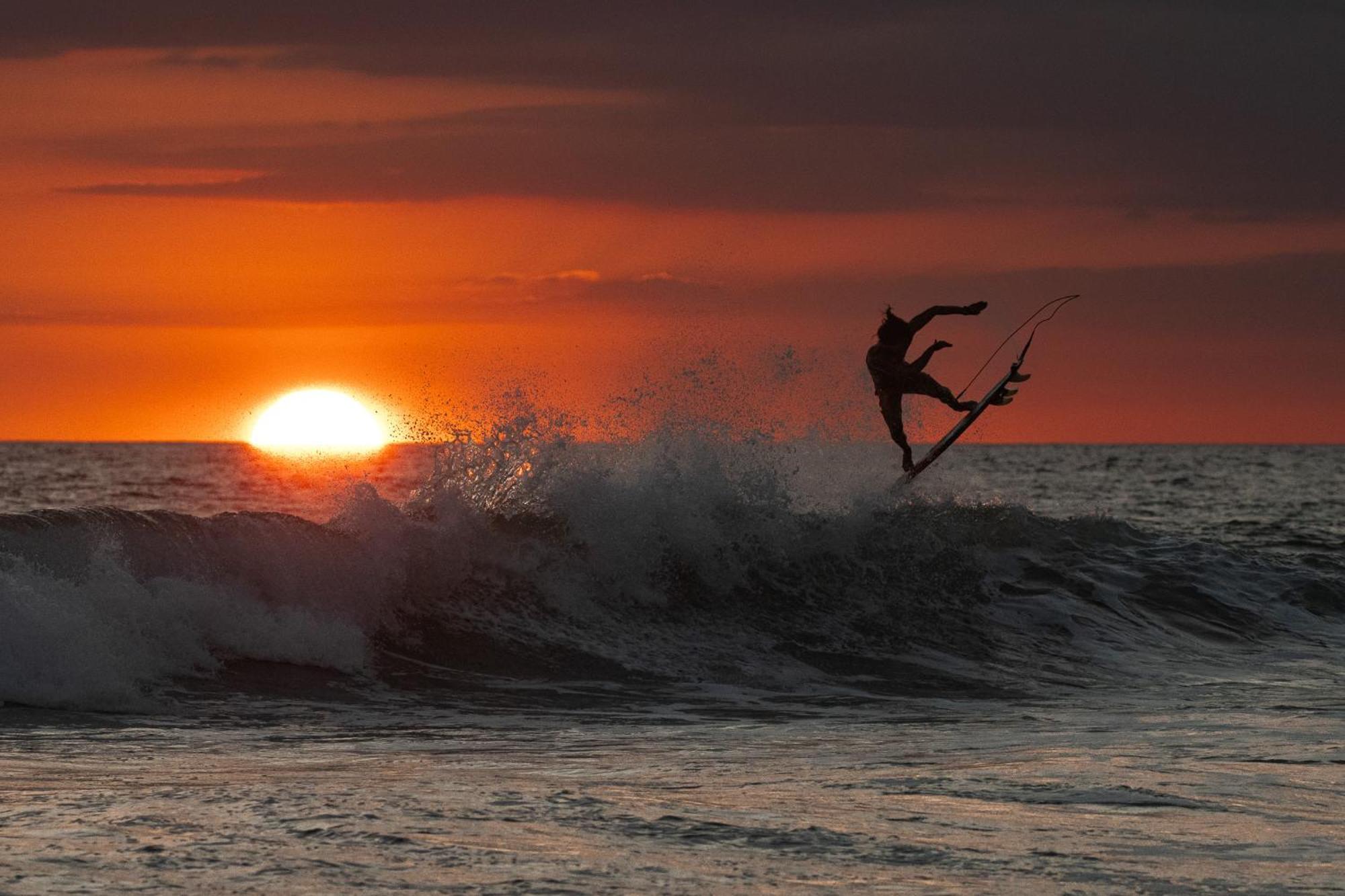 Akih Pods Hostel Playa Santa Teresa  ภายนอก รูปภาพ